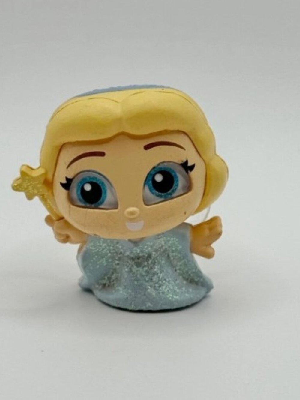 TARGET EXCLUSIVE Series 12 Glitter Blue Fairy Mega Peek Disney Doorables